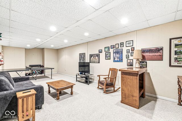 19136 Potters Bridge Road, Noblesville, IN 46060