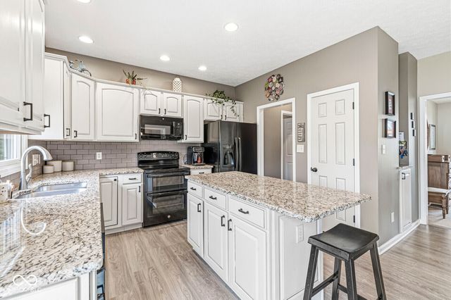 19136 Potters Bridge Road, Noblesville, IN 46060