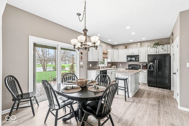 19136 Potters Bridge Road, Noblesville, IN 46060