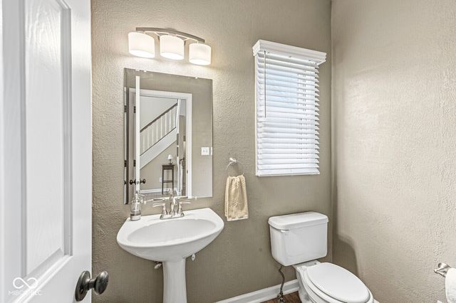 19136 Potters Bridge Road, Noblesville, IN 46060