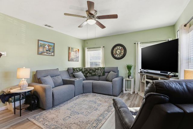 4408 11th Ave, Sacramento, CA 95820