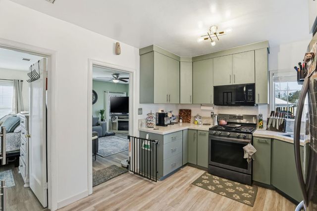 4408 11th Ave, Sacramento, CA 95820