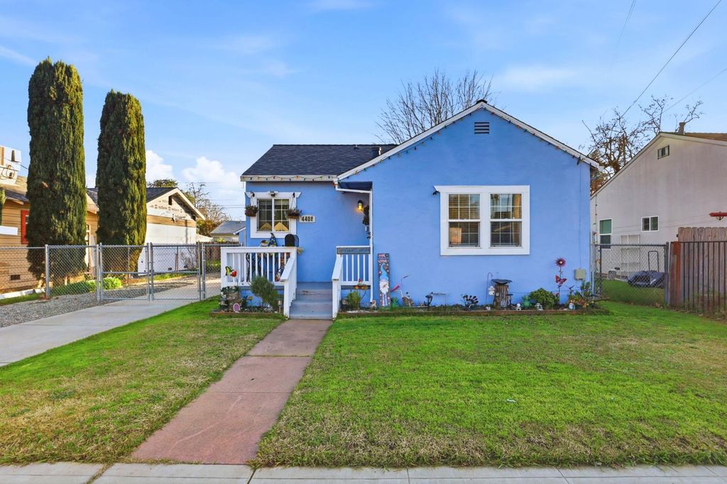 4408 11th Ave, Sacramento, CA 95820