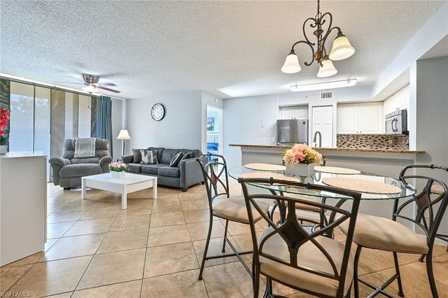 1265 Wildwood Lakes BLVD 3-103, Naples, FL 34104
