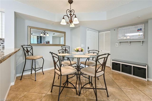 1265 Wildwood Lakes BLVD 3-103, Naples, FL 34104