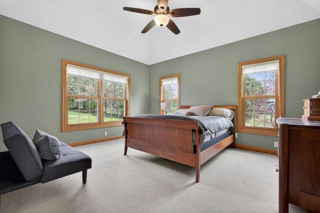 1578 Fox Hollow LANE, Cedarburg, WI 53012