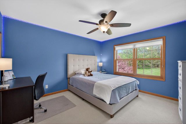 1578 Fox Hollow LANE, Cedarburg, WI 53012