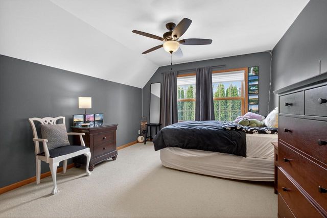 1578 Fox Hollow LANE, Cedarburg, WI 53012