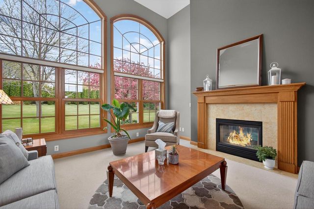 1578 Fox Hollow LANE, Cedarburg, WI 53012