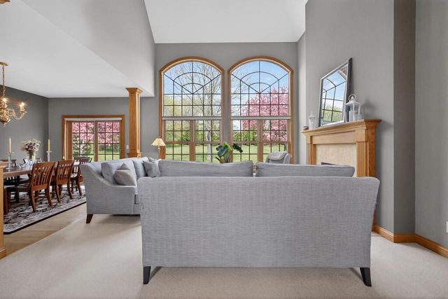 1578 Fox Hollow LANE, Cedarburg, WI 53012