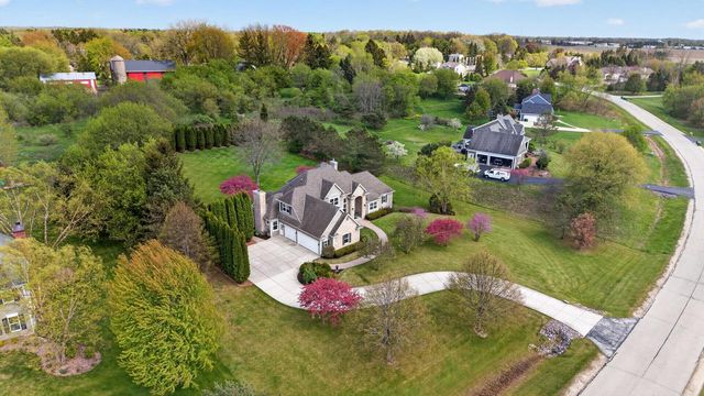 1578 Fox Hollow LANE, Cedarburg, WI 53012