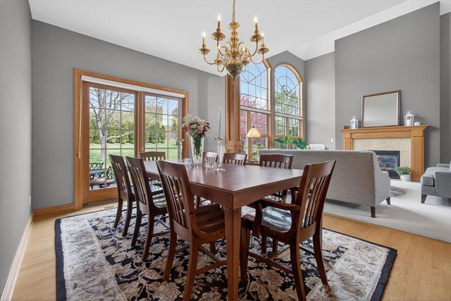 1578 Fox Hollow LANE, Cedarburg, WI 53012