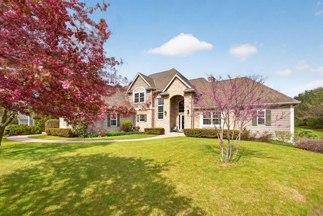 1578 Fox Hollow LANE, Cedarburg, WI 53012
