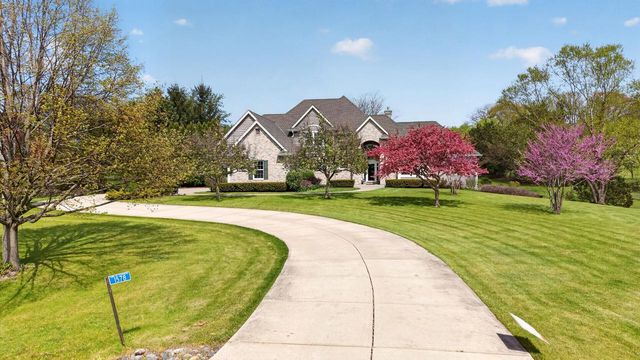 1578 Fox Hollow LANE, Cedarburg, WI 53012