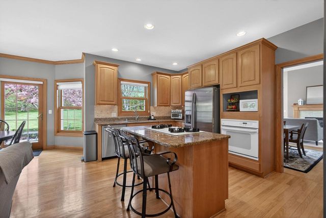 1578 Fox Hollow LANE, Cedarburg, WI 53012