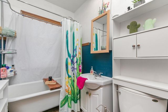 3816 3rd Street, Des Moines, IA 50313