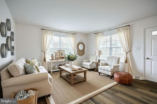 7220 SENECA RIDGE DR, York, PA 17403