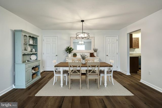 7220 SENECA RIDGE DR, York, PA 17403