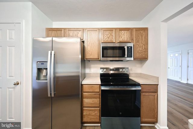 7220 SENECA RIDGE DR, York, PA 17403