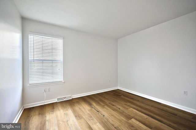 7220 SENECA RIDGE DR, York, PA 17403