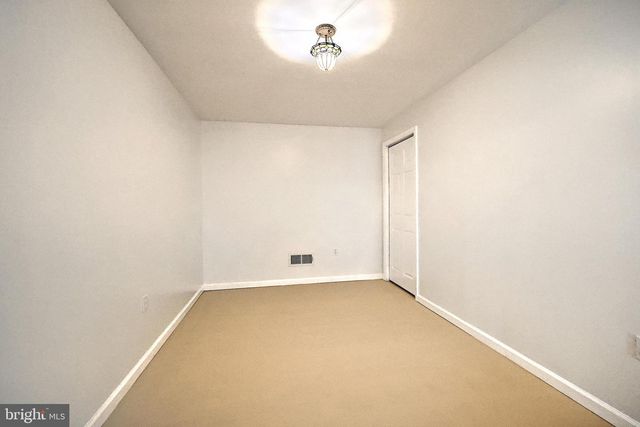 7220 SENECA RIDGE DR, York, PA 17403