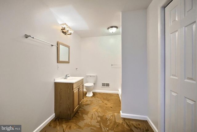 7220 SENECA RIDGE DR, York, PA 17403