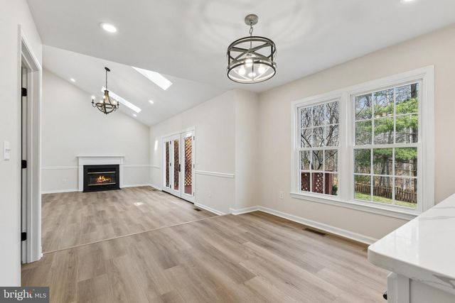 8 LAWHORN RD, Stafford, VA 22554