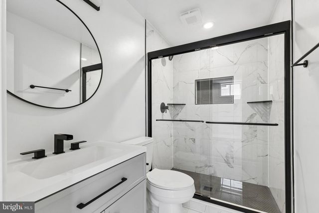 8 LAWHORN RD, Stafford, VA 22554