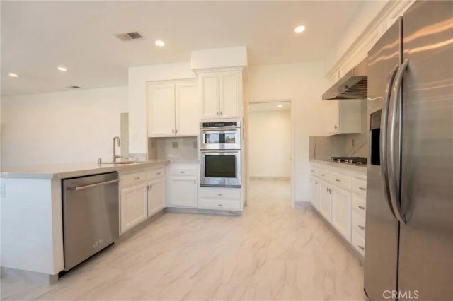 518 S Laureltree, Anaheim Hills, CA 92808