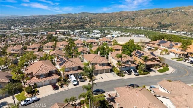 518 S Laureltree, Anaheim Hills, CA 92808