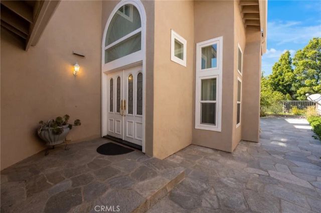 518 S Laureltree, Anaheim Hills, CA 92808