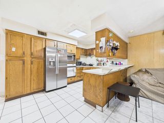 8206 Dillon Street, Houston, TX 77061