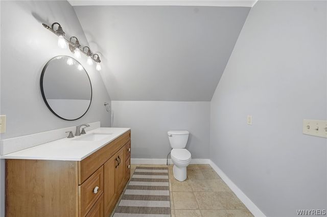 6618 Versailles Road, Hamburg, NY 14085