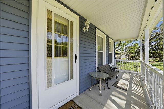 6618 Versailles Road, Hamburg, NY 14085