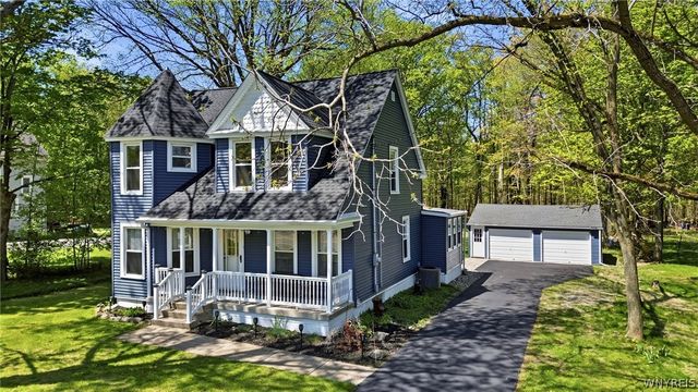 6618 Versailles Road, Hamburg, NY 14085