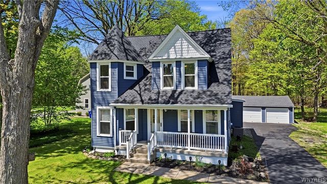 6618 Versailles Road, Hamburg, NY 14085