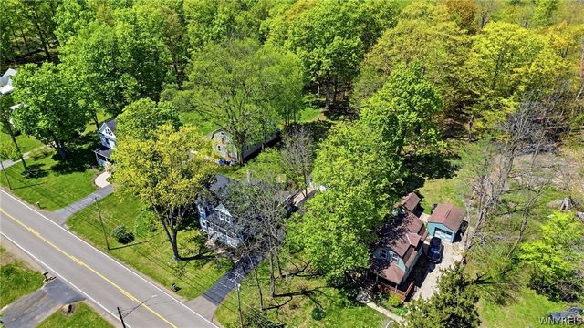 6618 Versailles Road, Hamburg, NY 14085