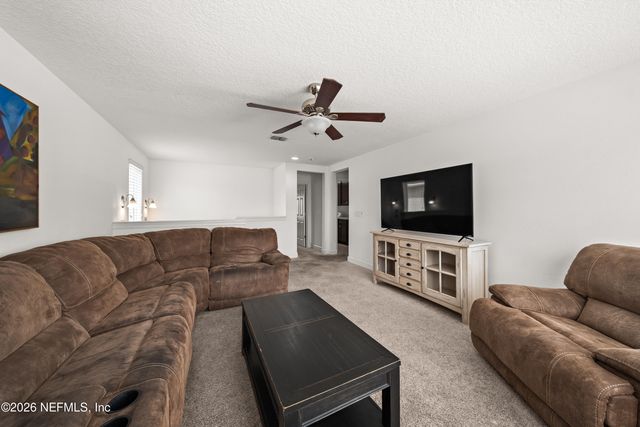 341 ASPEN LEAF Drive, Jacksonville, FL 32081