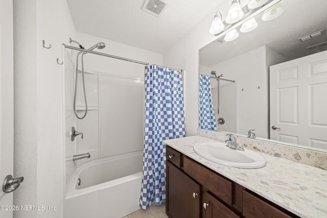 341 ASPEN LEAF Drive, Jacksonville, FL 32081