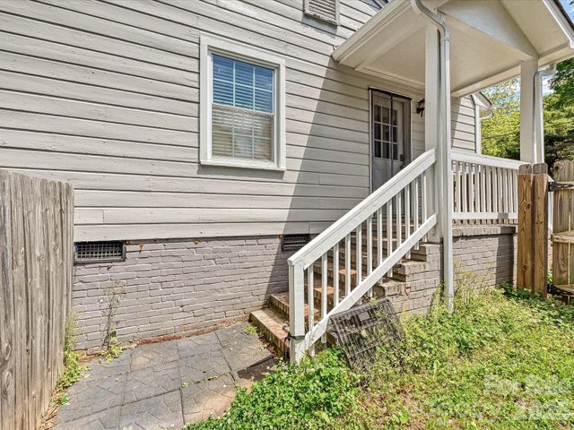 115 N Gardner Avenue, Charlotte, NC 28216