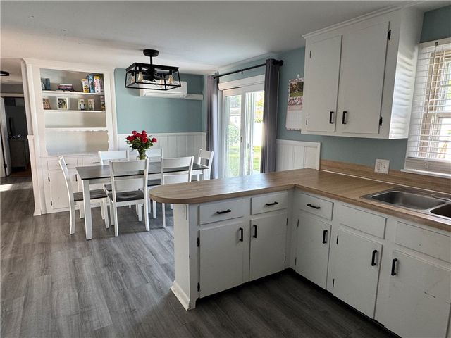 110 Marigold Drive, Warwick, RI 02889