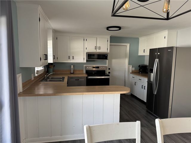 110 Marigold Drive, Warwick, RI 02889
