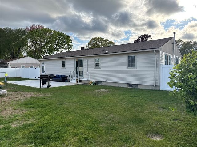 110 Marigold Drive, Warwick, RI 02889