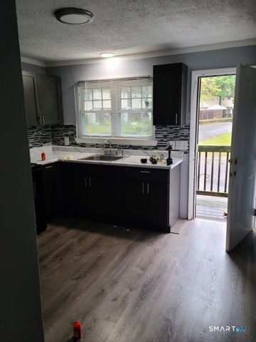 50 Angel Drive Apt D, Waterbury, CT 06708