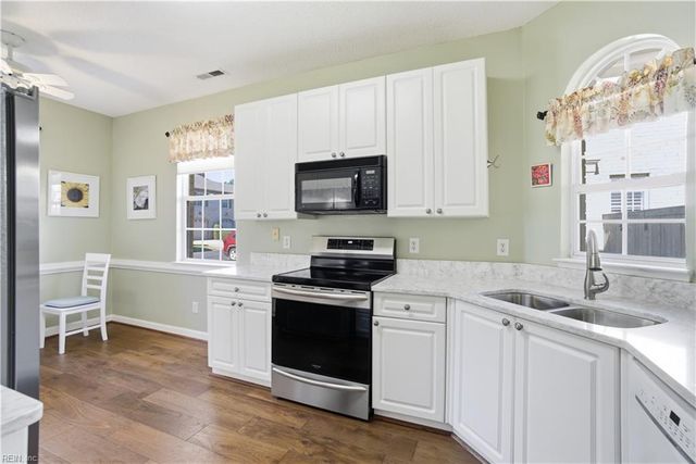 1108 Embassy CT, Virginia Beach, VA 23454