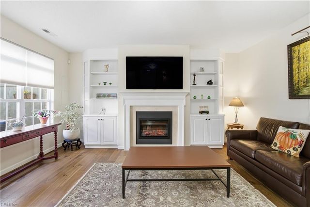 1108 Embassy CT, Virginia Beach, VA 23454