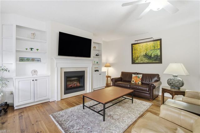 1108 Embassy CT, Virginia Beach, VA 23454
