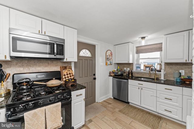 221 E MONTGOMERY AVE, Hatboro, PA 19040