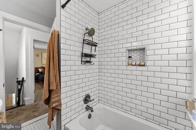 221 E MONTGOMERY AVE, Hatboro, PA 19040