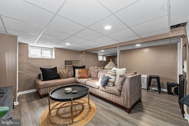 221 E MONTGOMERY AVE, Hatboro, PA 19040